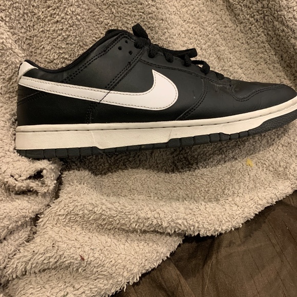 Nike Dunk Low Black  Panda 2.0 White Reverse DV0831-002 - Picture 2 of 7